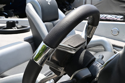 ステアリングホイールGussi Model 700B レザーポリッシュステンレススポーク　0129